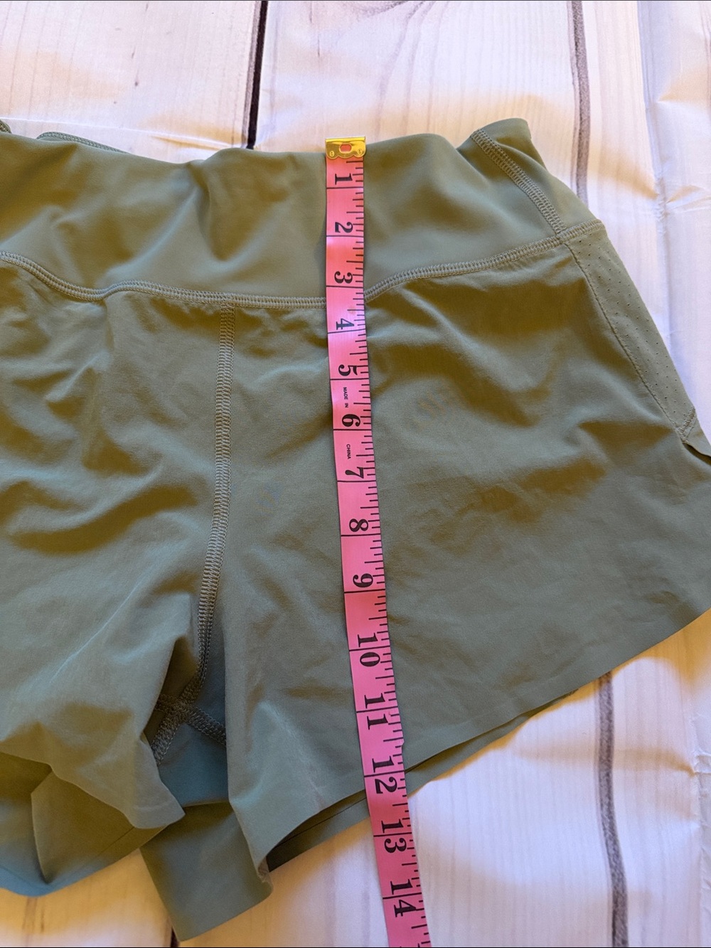 Athleta Women’s Olive Green Athletic Shorts - Picture 7 of 7